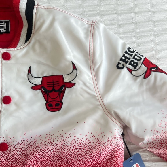 NBA Chicago Bulls Bomber Varsity Jacket - Picture 7 of 14